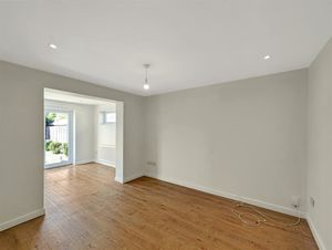 Photo 2- click for photo gallery